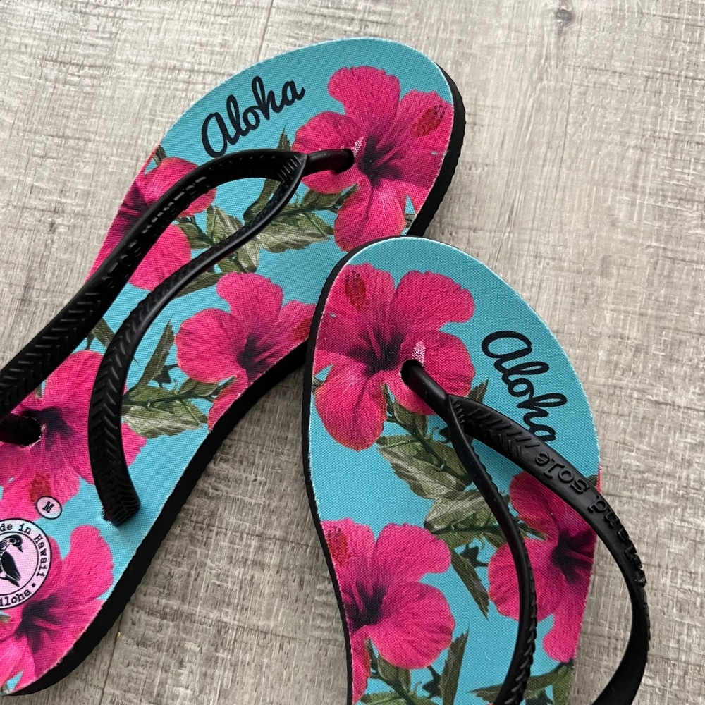 COCoNeNe Hawaiian Flip Flops/Slippers